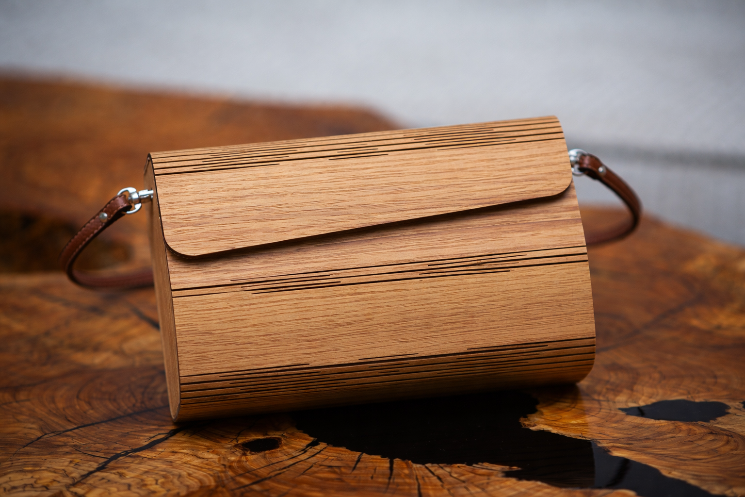 Holzhandtasche – Tragholz