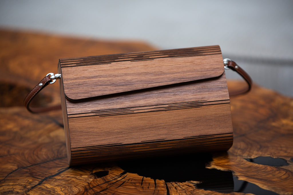 Holzhandtasche – Tragholz