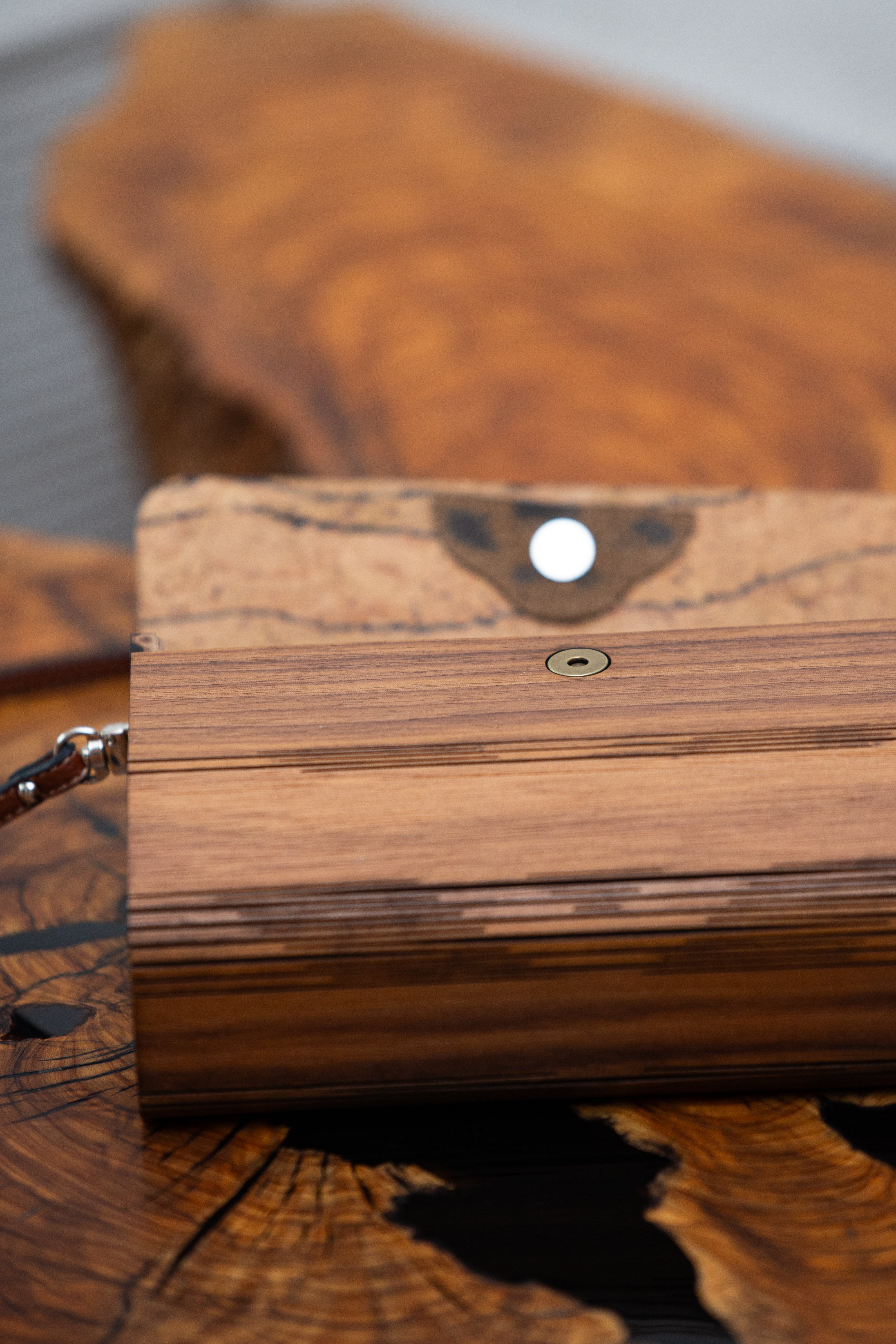 Holzhandtasche – Tragholz